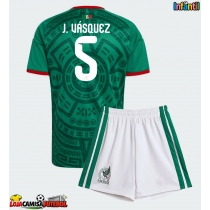 Camisa de Futebol México Johan Vasquez #5 Equipamento Principal Infantil Mundo 2026 Manga Curta (+ Calças curtas)